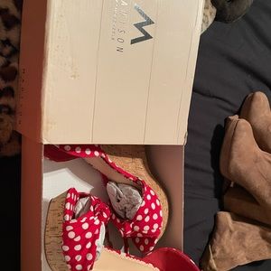 Very cute, red and white polkadot wedges!
